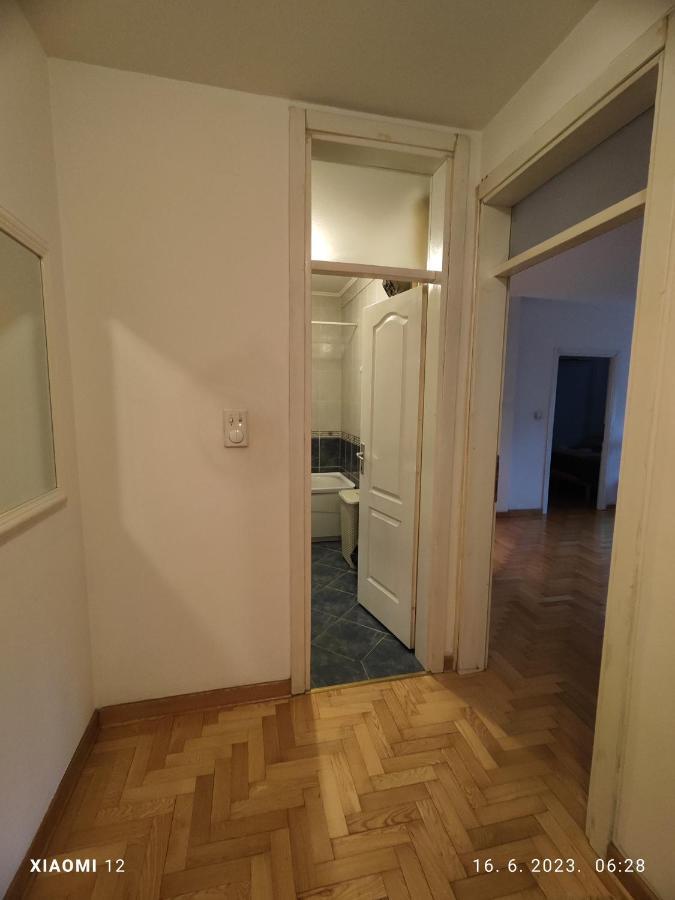 Srecko No3 Apartamento Belgrado Exterior foto